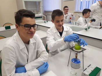 Świąteczne eksperymenty chemiczne