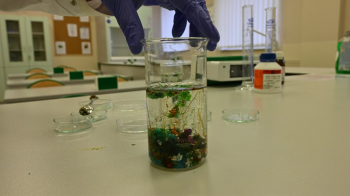 Czy doświadczenie chemiczne może być inspirujące nie tylko dla chemików?
