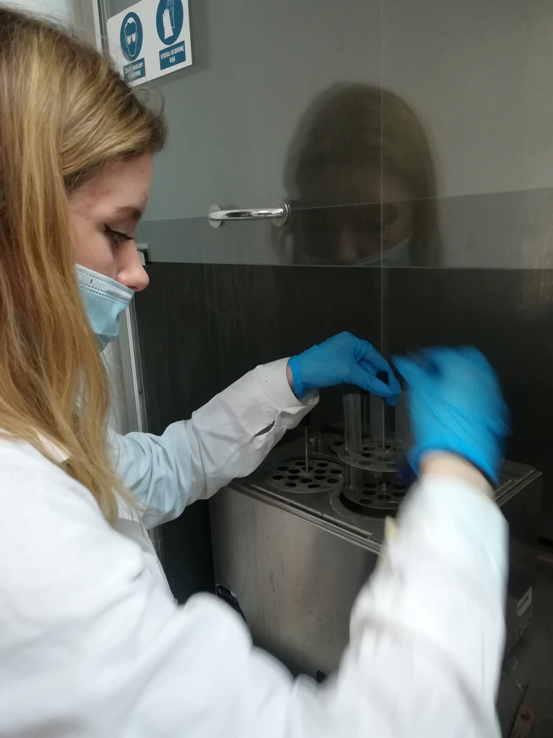 Dzień Kobiet w laboratorium
